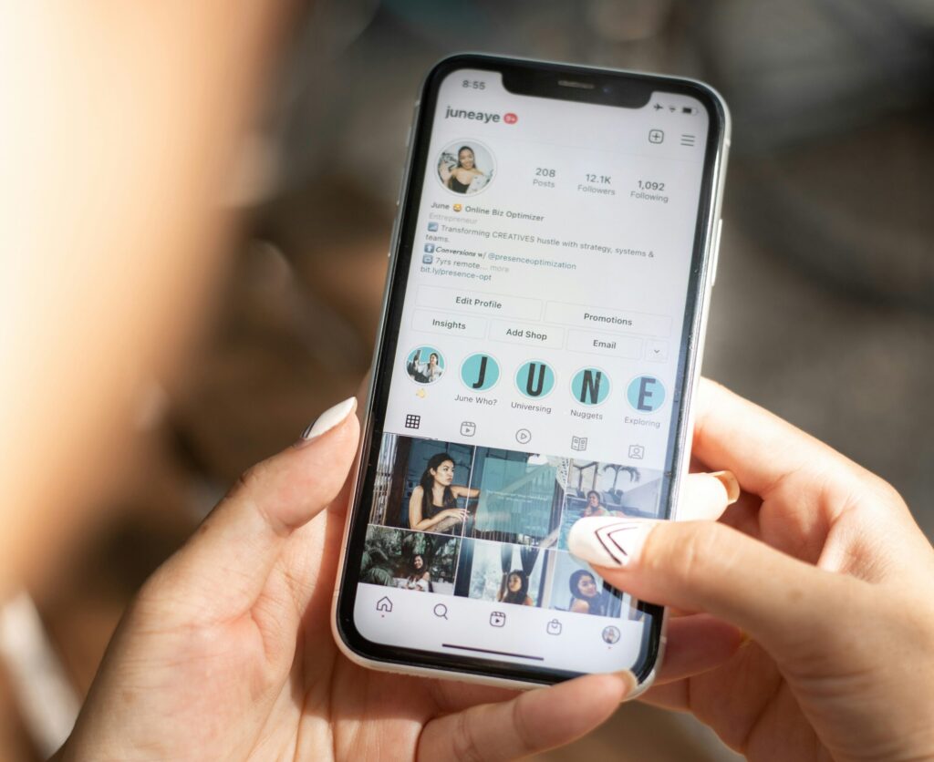 インスタを使っている様子