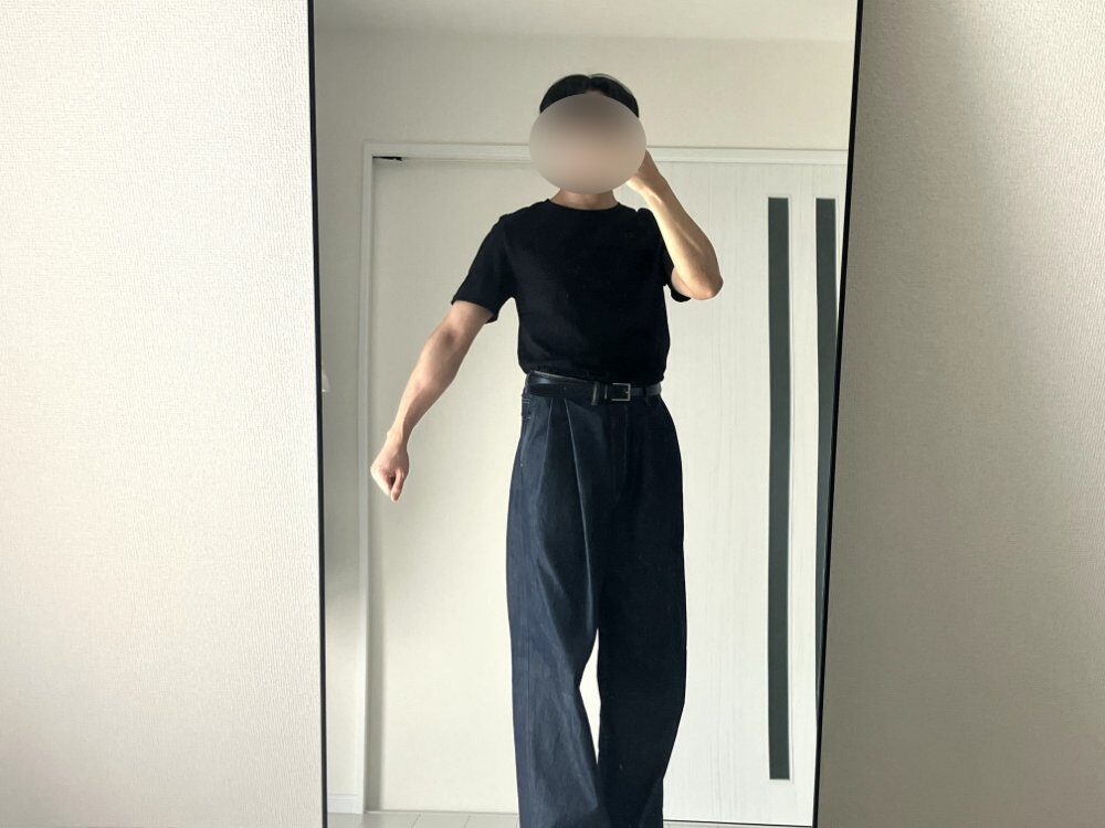 ZARA半袖黒Tシャツ袖丈確認