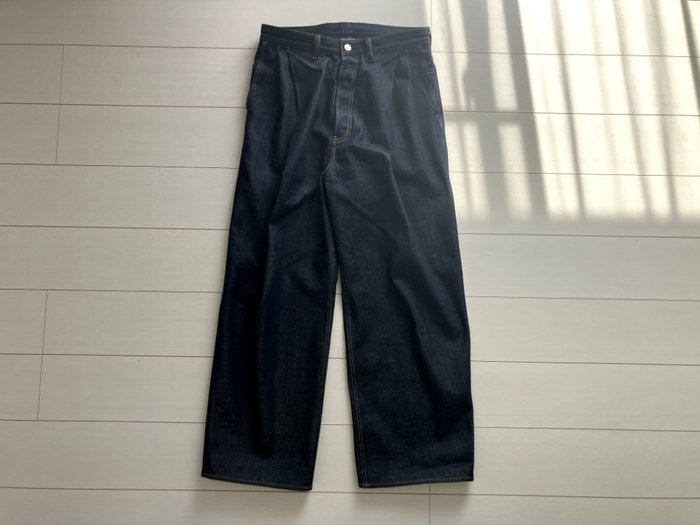 SUBLATIONS 2TUCK WIDE DENIM(2)の平置き写真