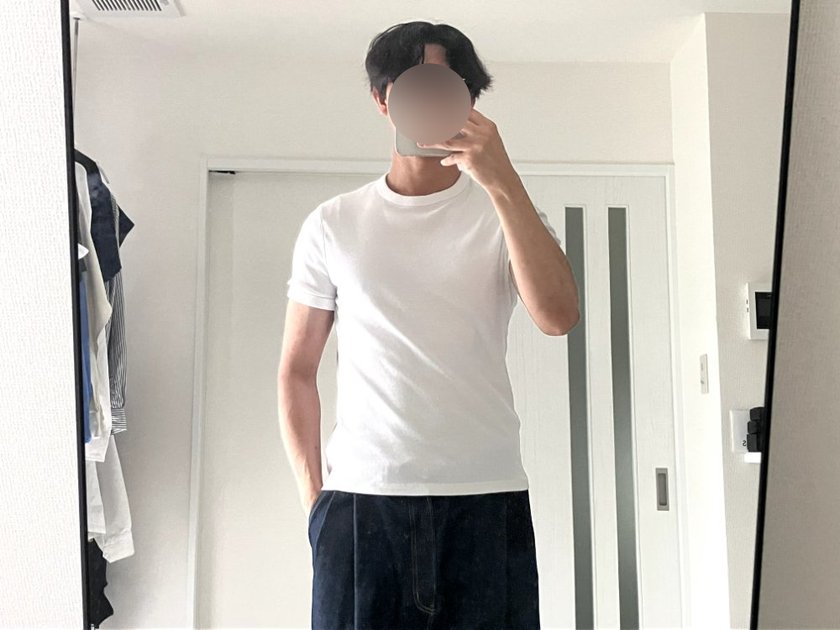 COS スリムフィット リブTシャツ(M)を182cmが着用した様子