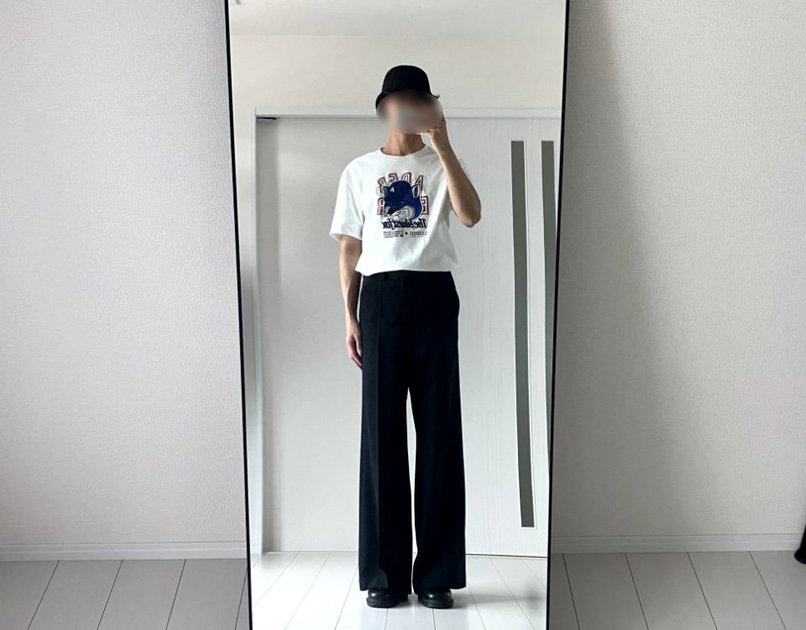 VALAADOのブラックスラックス182cm着用