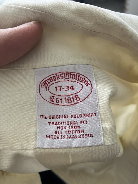 Brooks Brothersのタグ表記「17-34」TRADITIONAL FIT NON-IRONの実物